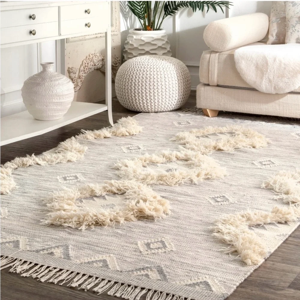 Cream and White Textured Area Rug - Picture 1 of 9